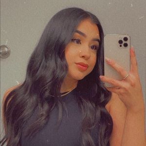 Meet your Posher, Nidia